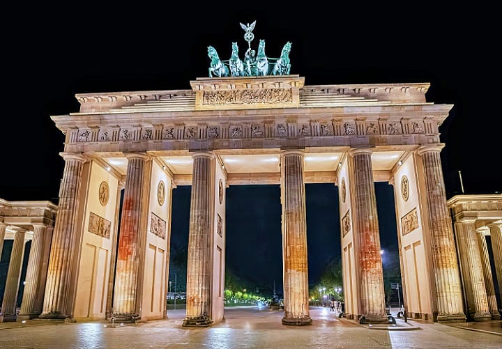 PANORAMIC TOUR OF BERLIN